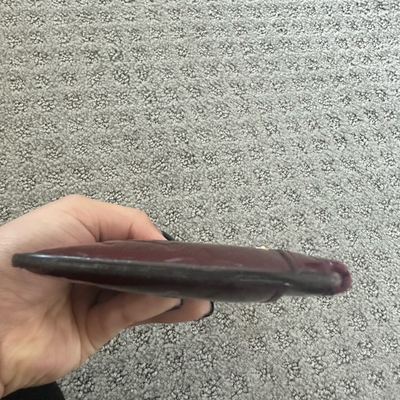 Louis Vuitton Vernis Key Pouch - Amarante - Picture 4 of 5